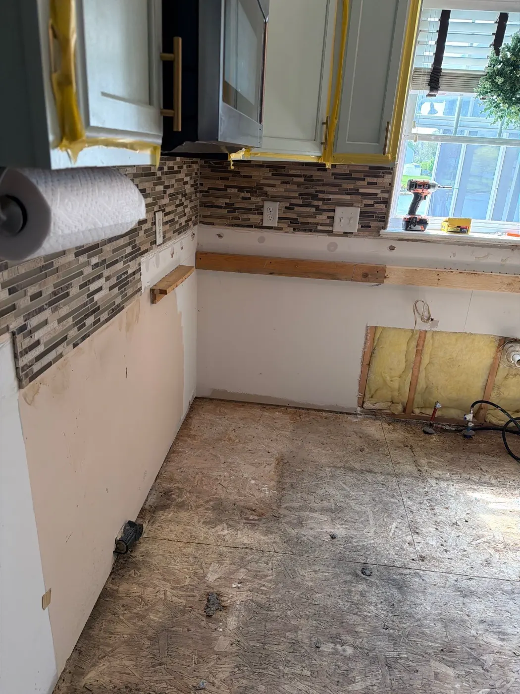 Containment setup for mold remediation in Brookhaven home